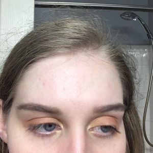 Meet your Posher, Jeannette